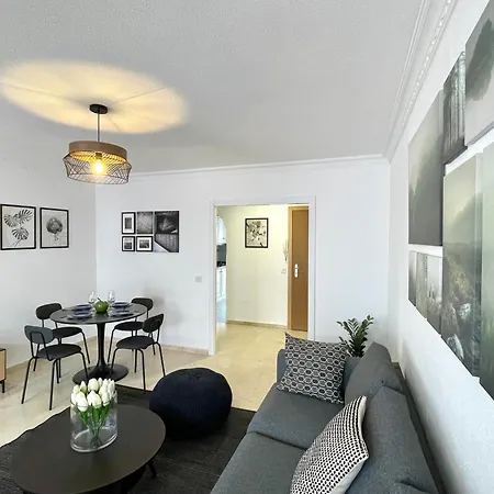 Apartment Retreat 2 Br Fuengirola