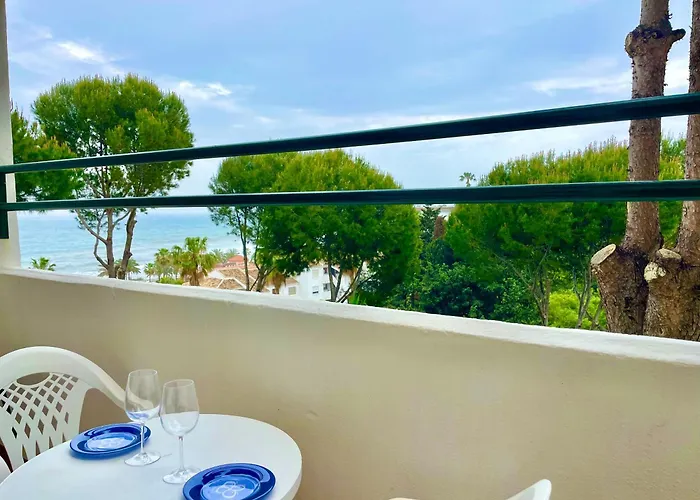 Retreat 2 Br Apartment Fuengirola