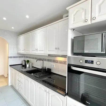 Apartment Retreat 2 Bedroom Fuengirola