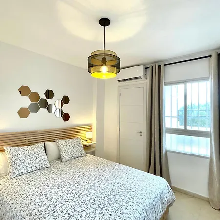 Apartment Retreat 2 Bedroom *