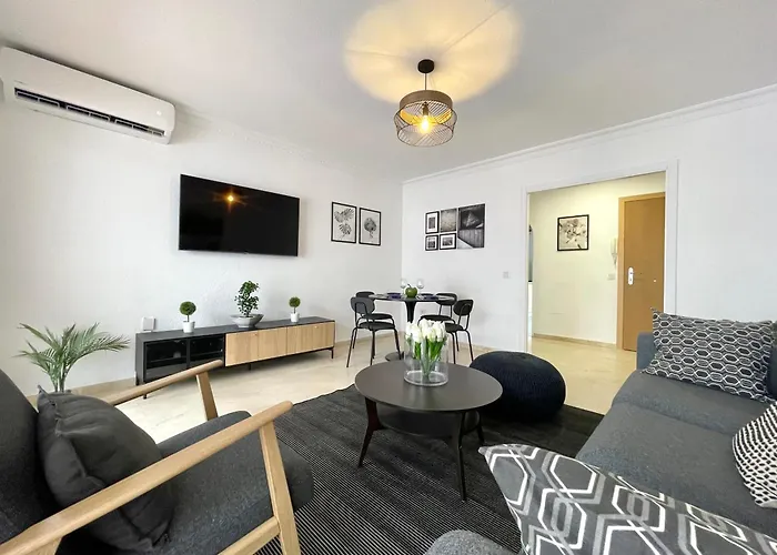 Retreat 2 Bedroom Apartment Fuengirola