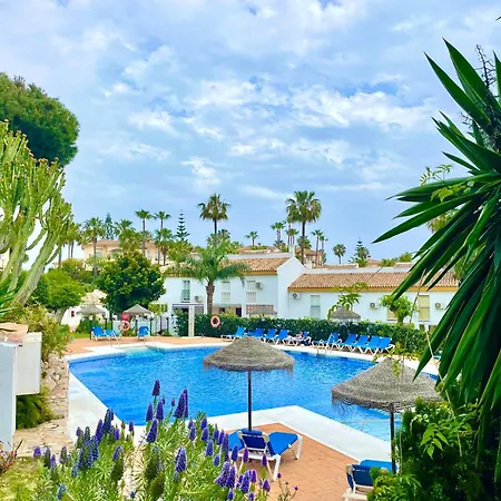 Retreat 2 Bedroom Апартаменти