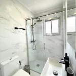 Retreat 2 Bedroom Appartement *
